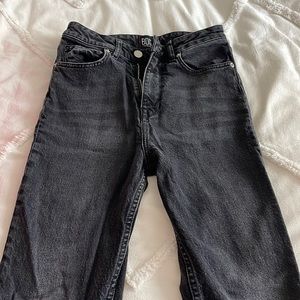 BDG Size 27 high rise skinny jeans